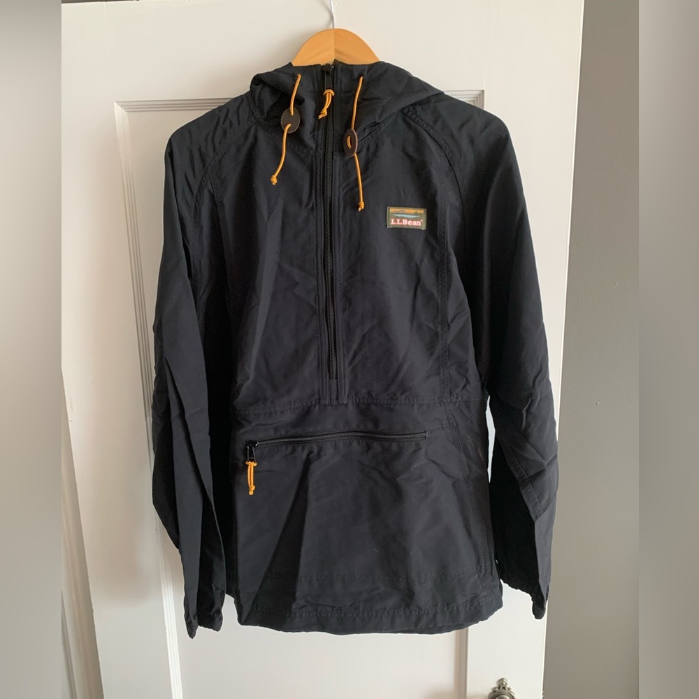 Men’s LL Bean Mountain Anorak - Tags On